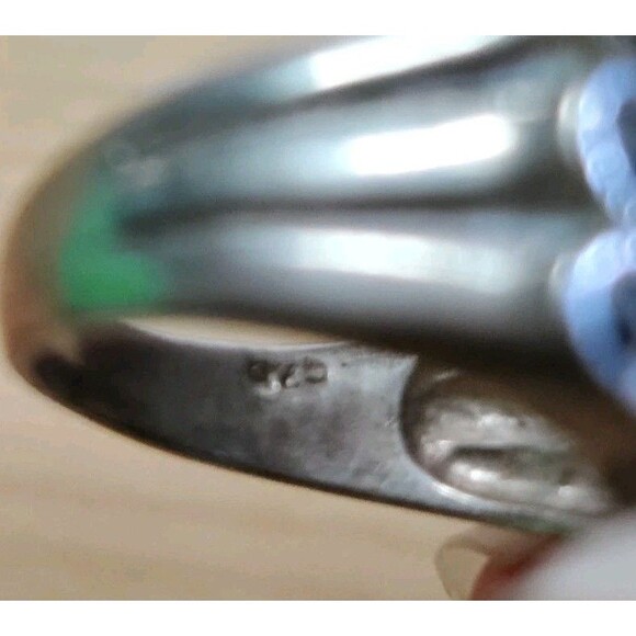 Vtg 925 STERLING SILVER BLUE TOPAZ MARCASITE STATEMENT RING Sz 6, 6g - Picture 7 of 9